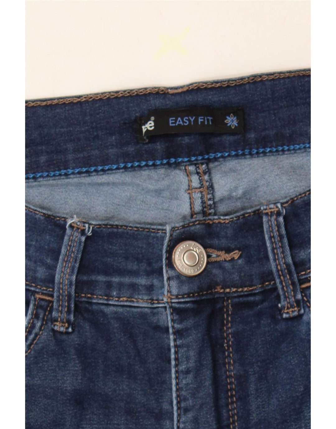 LEE Womens Easy Fit Capri Jeans Medium W30 L23 Navy Blue Cotton Vintage Lee and Second-Hand Lee from Messina Hembry 