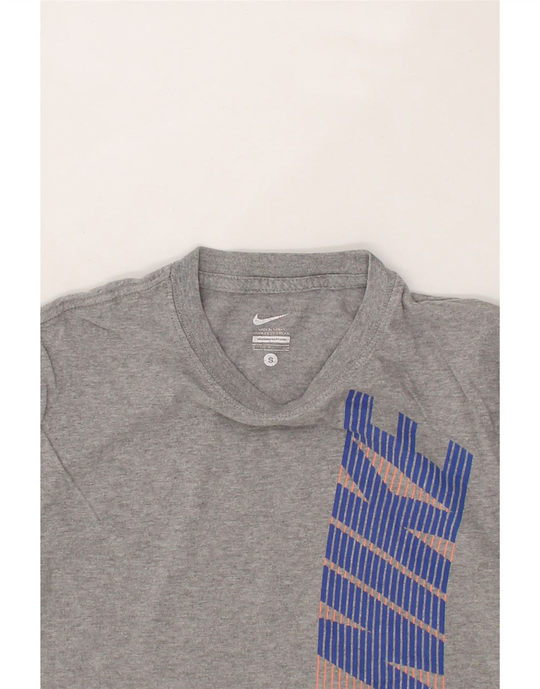 NIKE Mens Graphic T-Shirt Top Small Grey Cotton Vintage Nike and Second-Hand Nike from Messina Hembry 