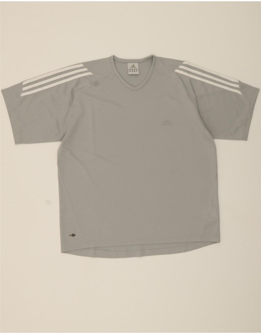 ADIDAS Mens T-Shirt Top UK 44/46 Large Grey Polyester Vintage Adidas and Second-Hand Adidas from Messina Hembry 