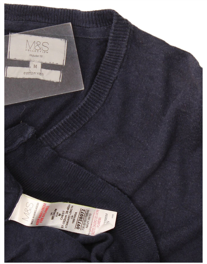 Maglione maglione con scollo a V vestibilità regolare da uomo Marks & Spencer blu navy medio