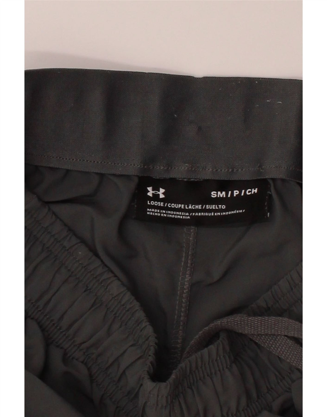 UNDER ARMOUR Mens Graphic Sport Shorts Small  Grey Polyester Vintage Under Armour and Second-Hand Under Armour from Messina Hembry 