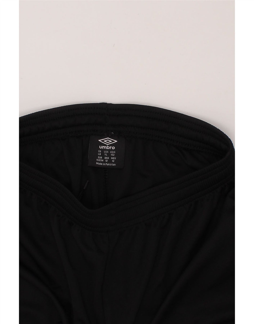 UMBRO Boys Sport Shorts 11-12 Years Large  Black Polyester Vintage Umbro and Second-Hand Umbro from Messina Hembry 