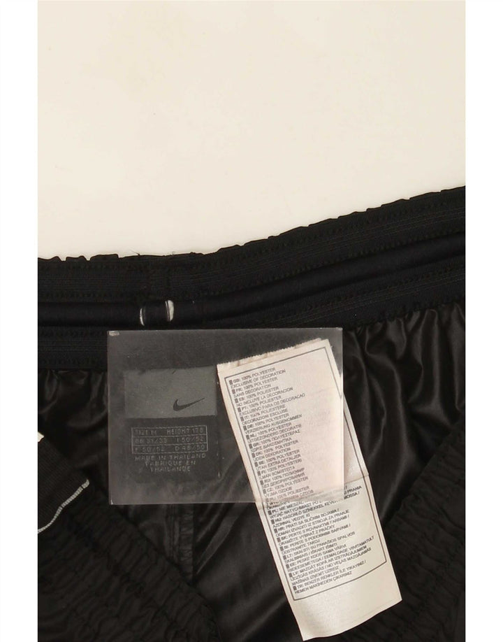 Nike Herren Sportshorts Medium Schwarz Polyester