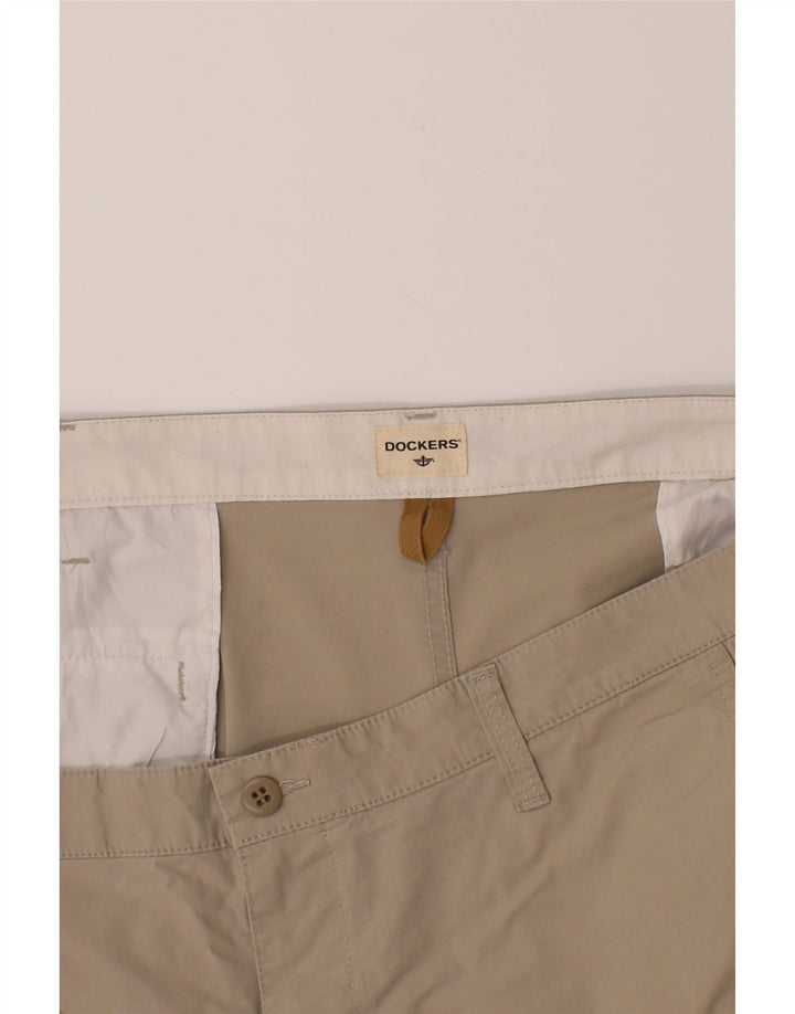 DOCKERS Mens Cargo Shorts W42 2XL Beige Cotton Vintage Dockers and Second-Hand Dockers from Messina Hembry 