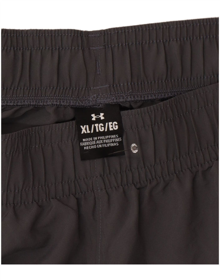Pantaloncini sportivi regolari con grafica da uomo Under Armour XL poliestere grigio