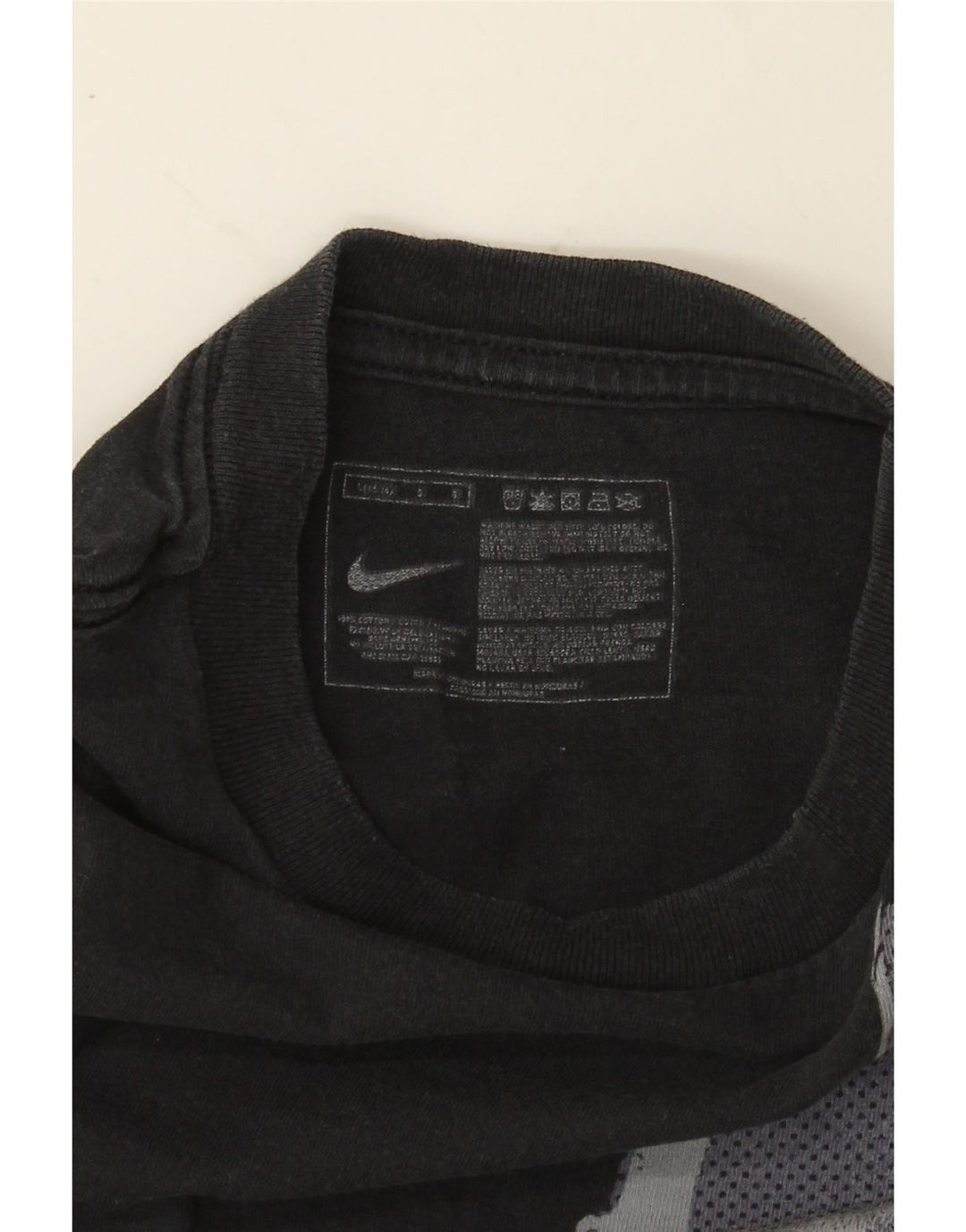 NIKE Mens Graphic T-Shirt Top Small Black Cotton Vintage Nike and Second-Hand Nike from Messina Hembry 