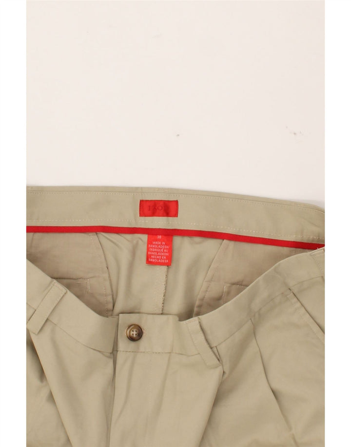 IZOD Mens Pegged Chino Shorts W38 XL  Beige Vintage Izod and Second-Hand Izod from Messina Hembry 