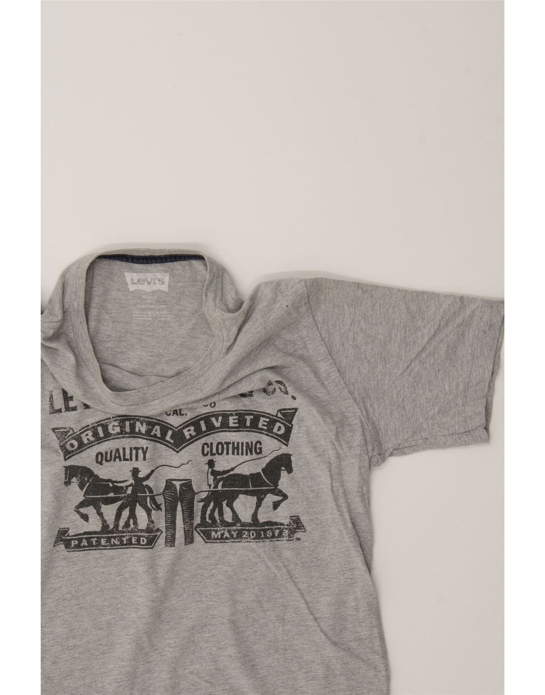 LEVI'S Boys Graphic T-Shirt Top 10-11 Years Medium Grey Cotton Vintage Levi's and Second-Hand Levi's from Messina Hembry 