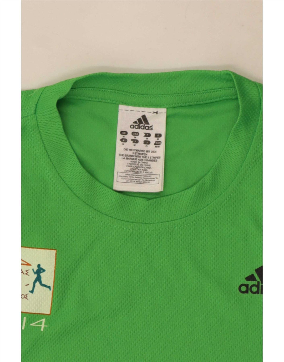 T-shirt grafica Adidas da uomo Aohna Top in poliestere verde medio