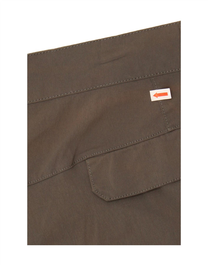 MCKINLEY Mens Cargo Shorts W36 Large Grey Polyamide Vintage McKinley and Second-Hand McKinley from Messina Hembry 
