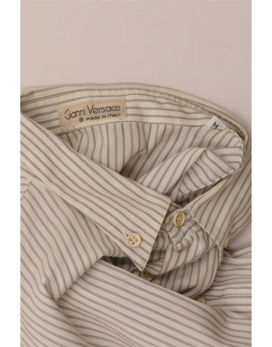 Gianni Versace herreskjorte mellem hvid stribet