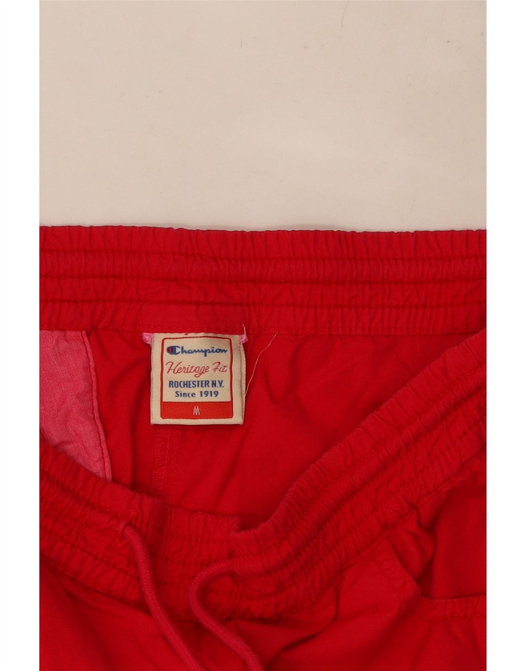 CHAMPION Casual Shorts til kvinder Medium W30 Rød