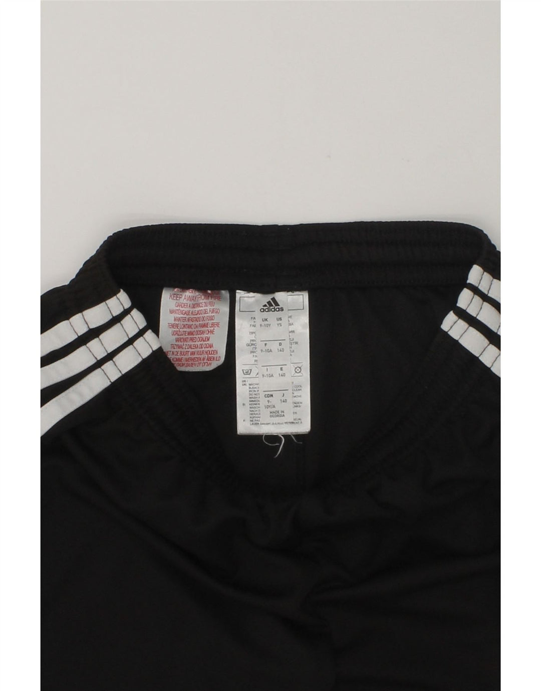 ADIDAS Boys Aeroready Graphic Sport Shorts 9-10 Years Black Polyester | Vintage Adidas | Thrift | Second-Hand Adidas | Used Clothing | Messina Hembry 