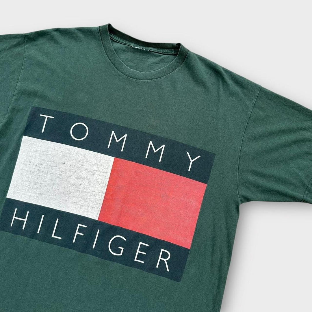 Tommy Hilfiger vintage tee - medium