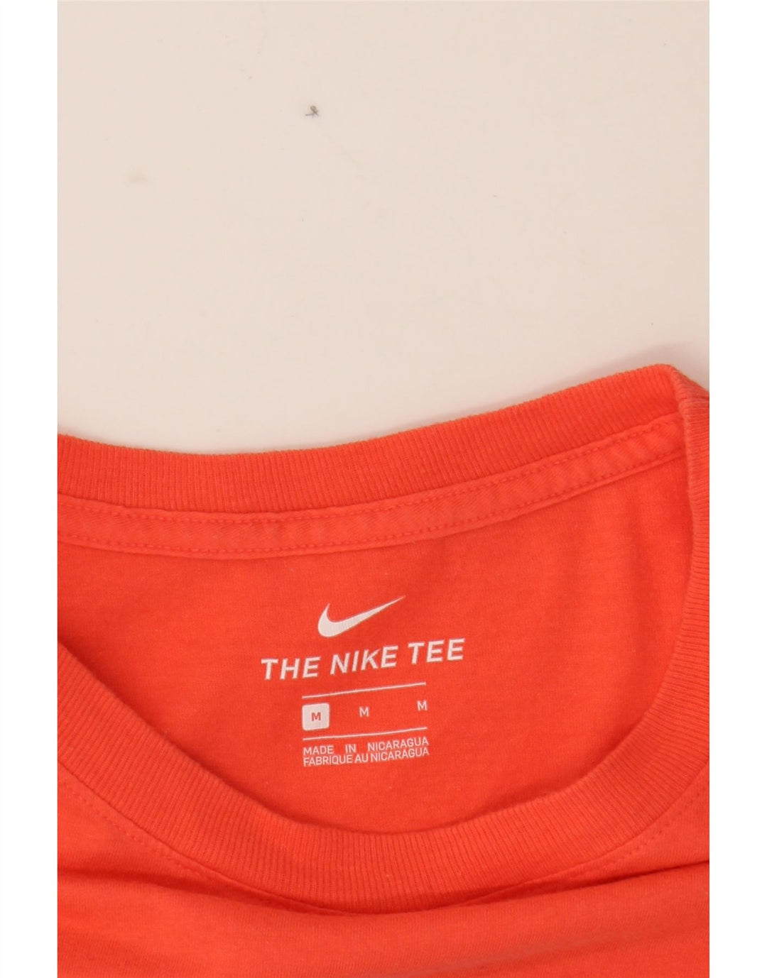 NIKE Mens Graphic T-Shirt Top Medium Orange Vintage Nike and Second-Hand Nike from Messina Hembry 