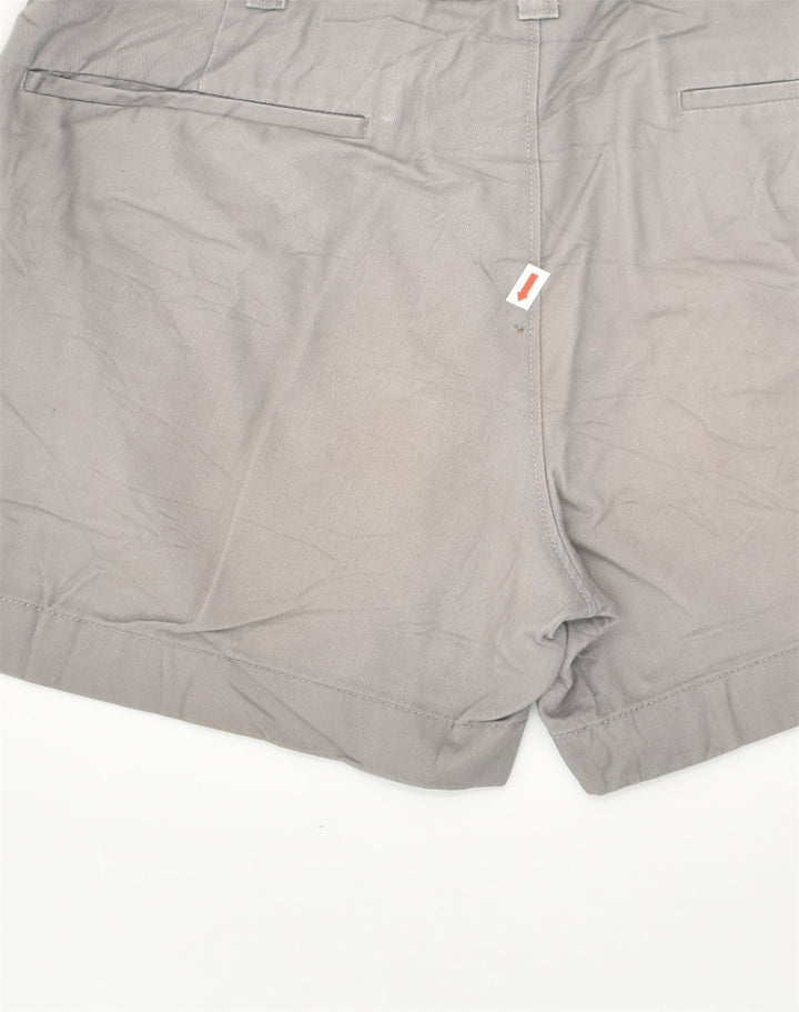 J. CREW Womens Varick Chino Shorts W30 Medium Grey Cotton | Vintage J. Crew | Thrift | Second-Hand J. Crew | Used Clothing | Messina Hembry 