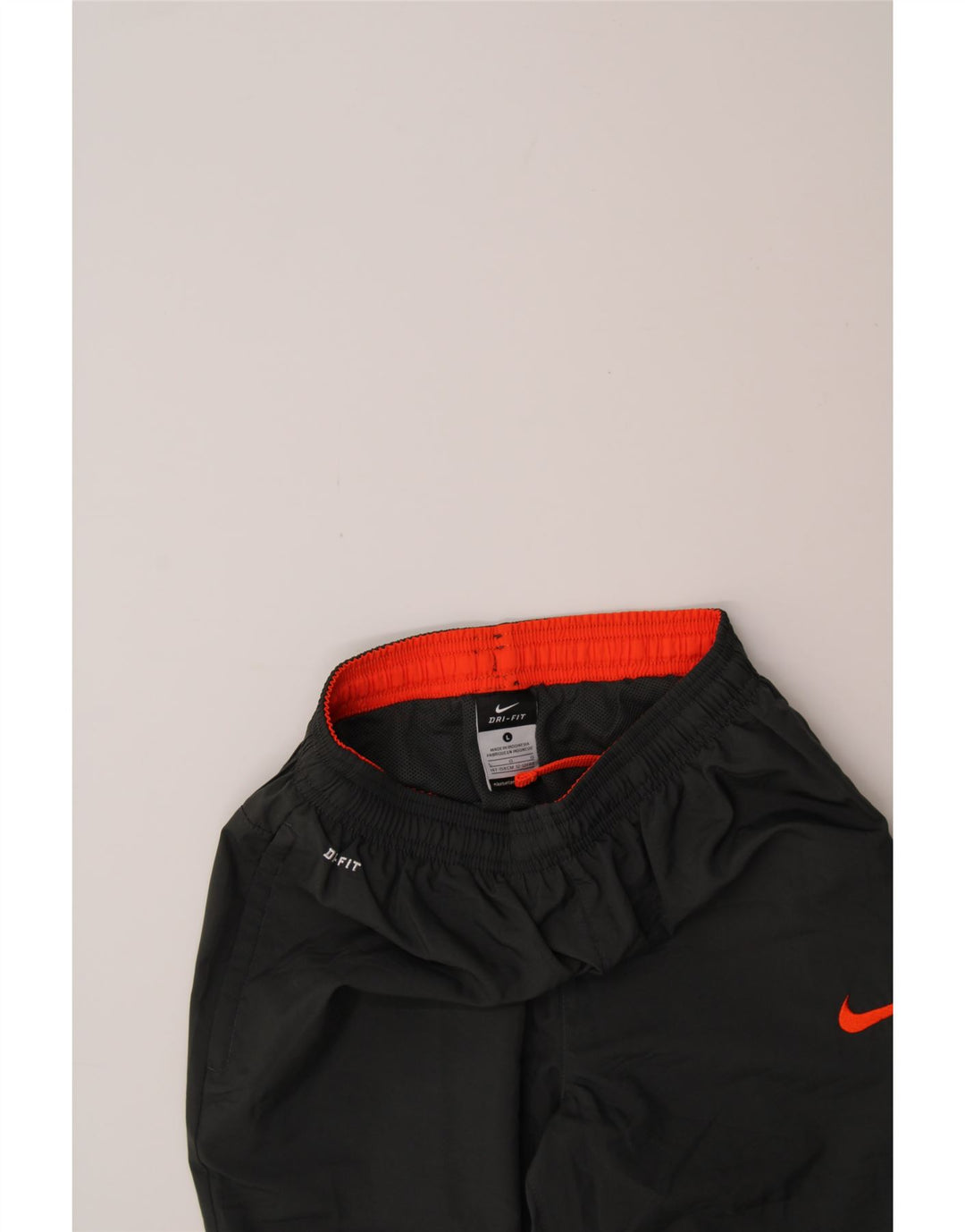 NIKE Boys Dri Fit Tracksuit Trousers 12-13 Years Large Grey Polyester Vintage Nike and Second-Hand Nike from Messina Hembry 