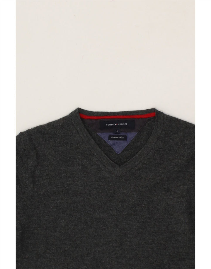 TOMMY HILFIGER Womens V-Neck Jumper Sweater UK 12 Medium Grey Wool Vintage Tommy Hilfiger and Second-Hand Tommy Hilfiger from Messina Hembry 