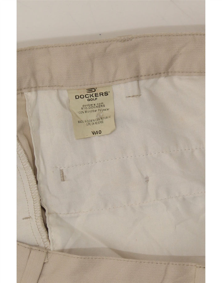 DOCKERS Mens Golf Pegged Chino Shorts W40 XL Beige Polyester Vintage Dockers and Second-Hand Dockers from Messina Hembry 