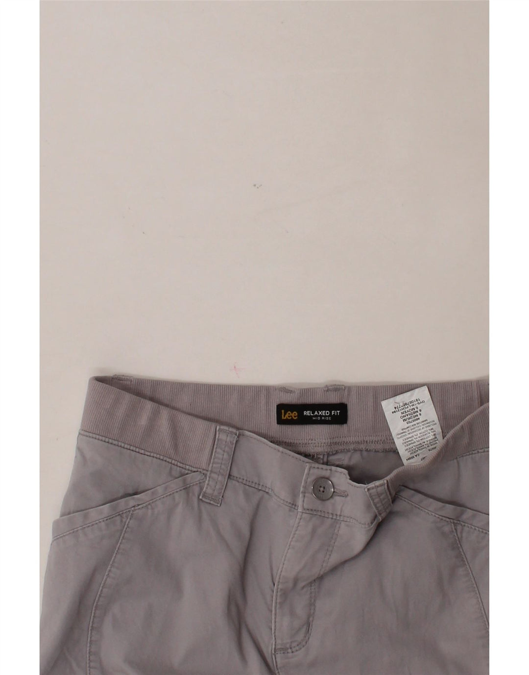 LEE Womens Relaxed Fit Bermuda Cargo Shorts US 6 Medium W28 Grey Cotton Vintage Lee and Second-Hand Lee from Messina Hembry 